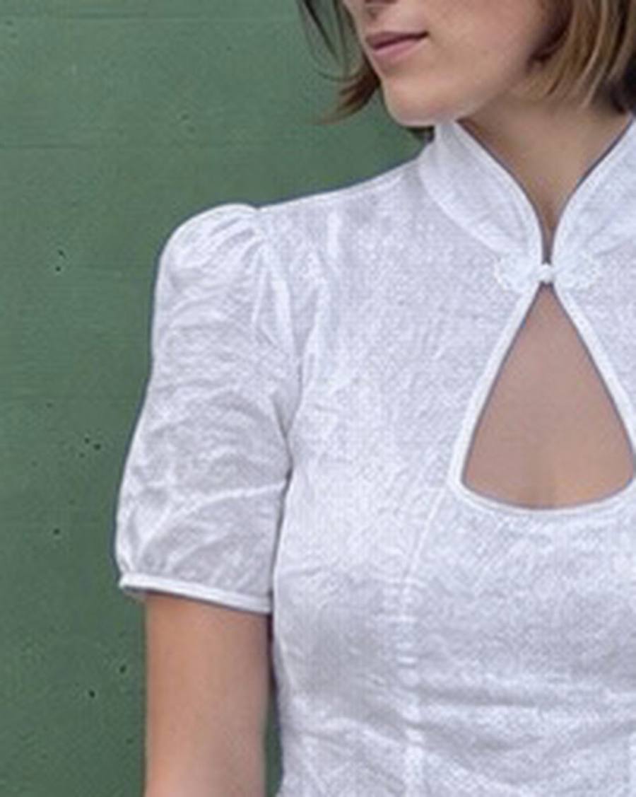 Yumeji Classic Linen Blouse, Short Sleeve, worn, at the bust