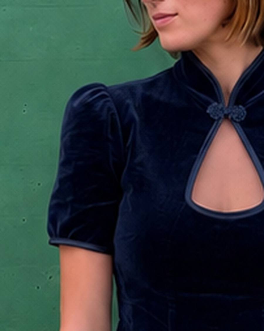Yumeji Classic Velvet Blouse, Short Sleeve, worn, at the bust