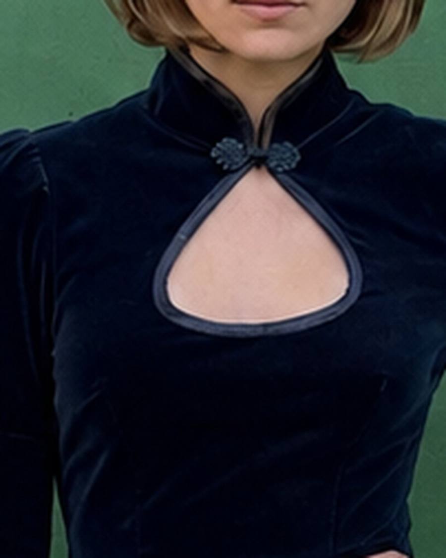 Yumeji Classic Velvet Dress, Long Sleeve, worn, at the bust