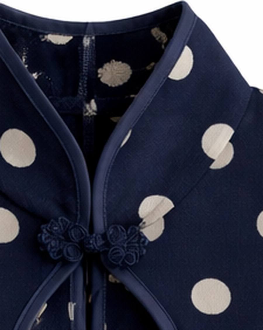 Yumeji Dalmata Blouse, Long Sleeve, collar and fastening in close up