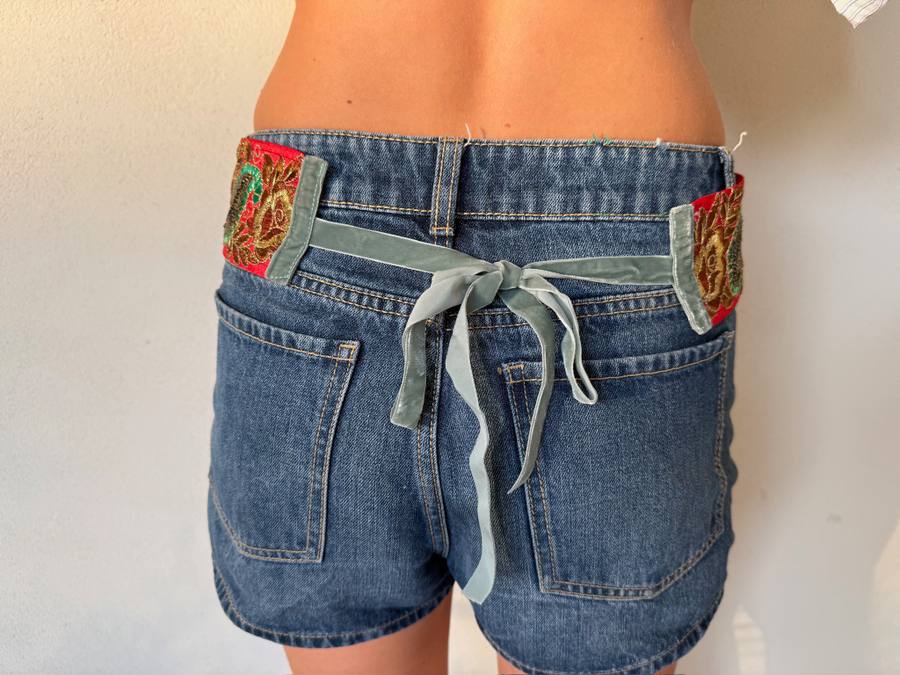Freak Belt, Red Leaf