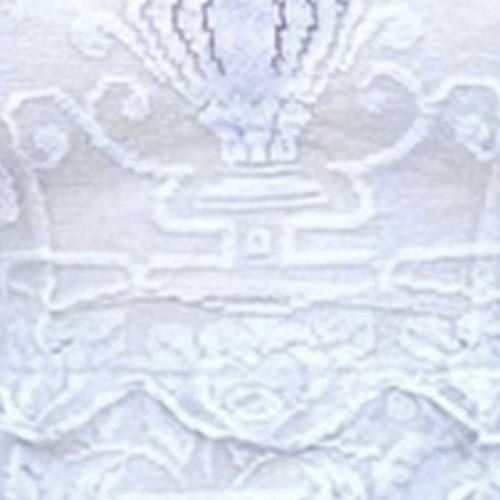 The lace, close